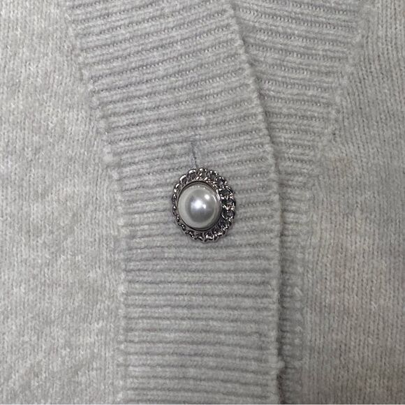 H&M Gray Wool Blend Pearl Button Super Soft Cardigan Sweater Women's Size XL - Picture 15 of 16